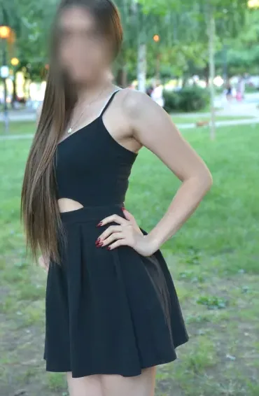 Amara, 27