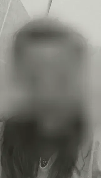 Evie, 30