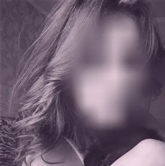 Nadia, 28
