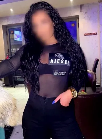Natalia, 30