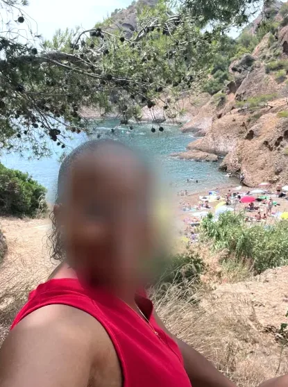 Neha, 33