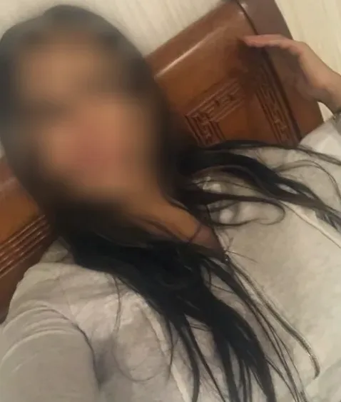 Skye, 31
